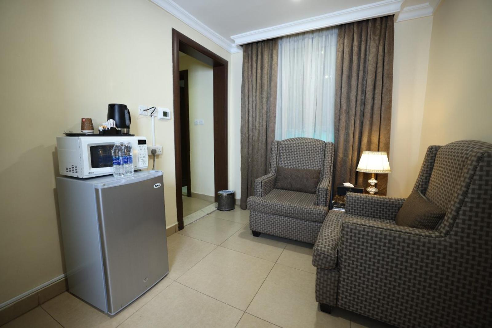 Laguna Hotel Suites Kuwait City Esterno foto