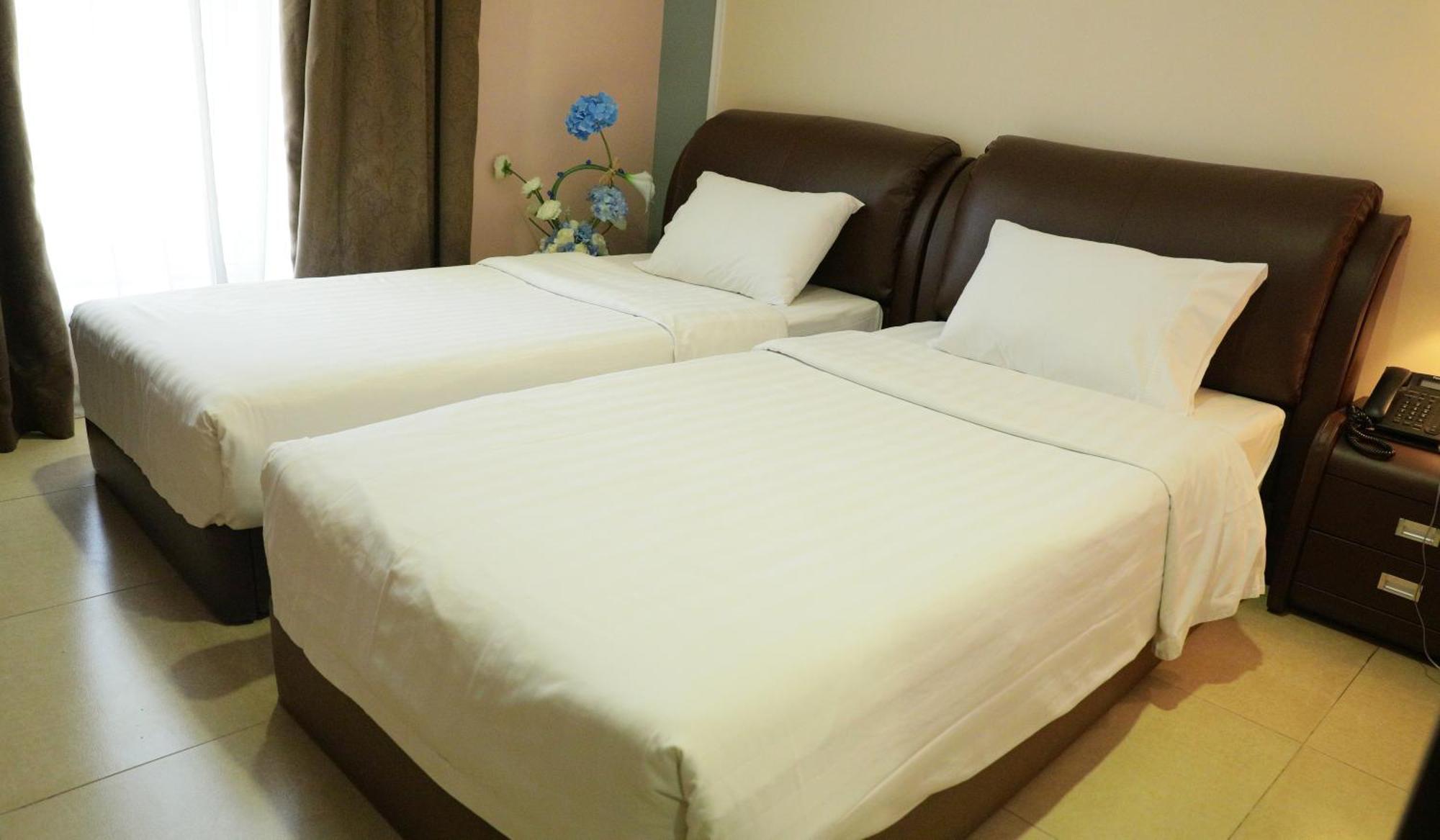 Laguna Hotel Suites Kuwait City Esterno foto