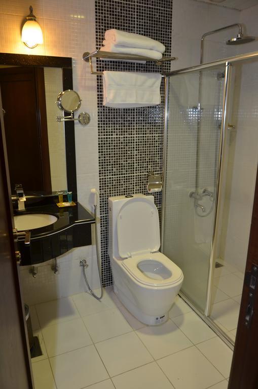 Laguna Hotel Suites Kuwait City Esterno foto
