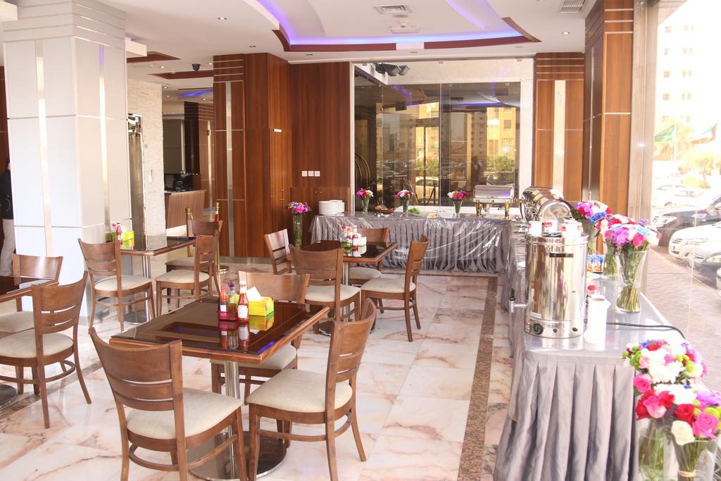 Laguna Hotel Suites Kuwait City Esterno foto
