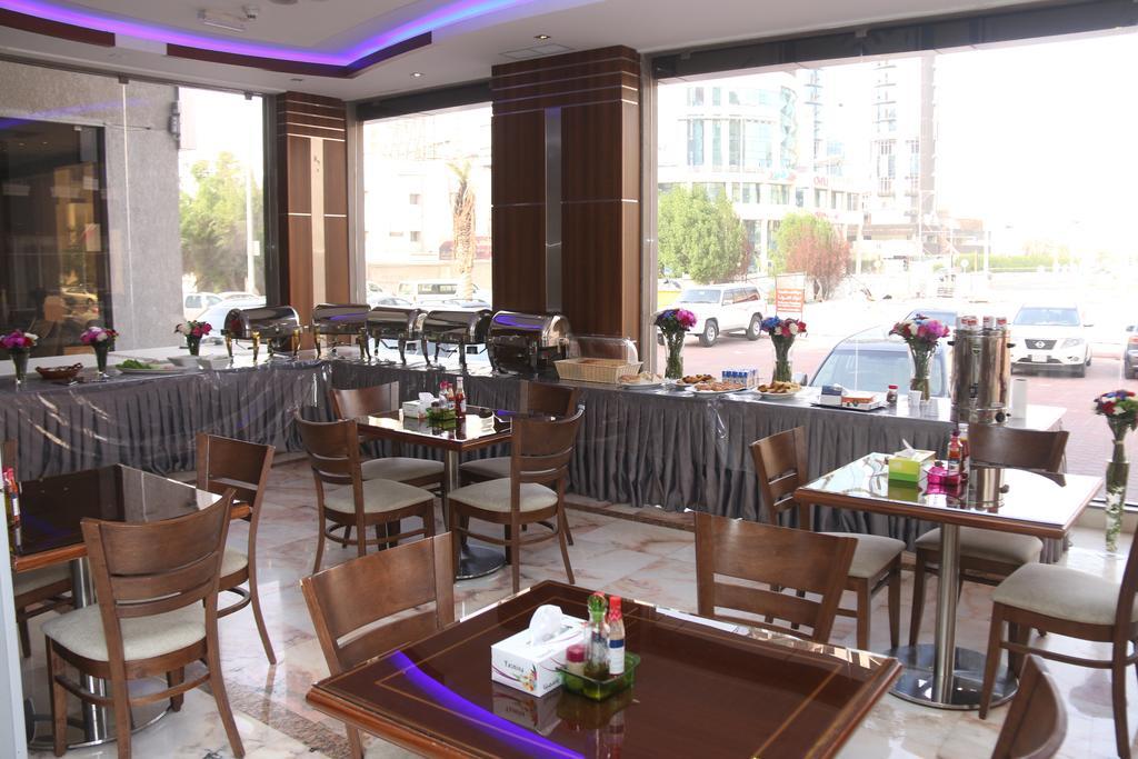 Laguna Hotel Suites Kuwait City Esterno foto