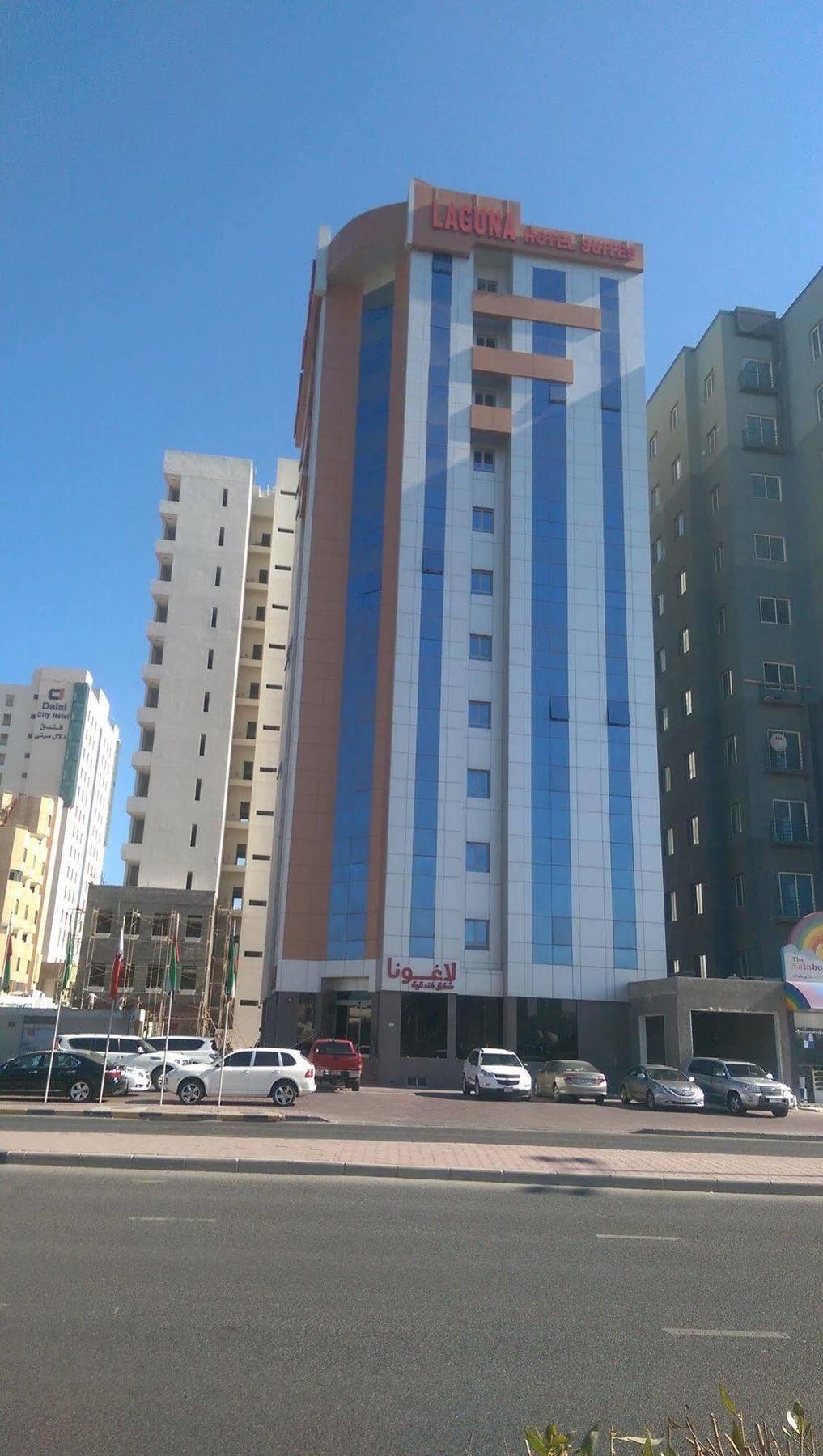 Laguna Hotel Suites Kuwait City Esterno foto